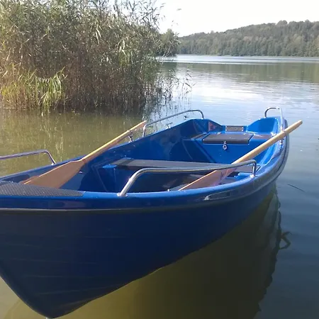 בית נופש Klimatyczny Z Lodka Nad Jeziorem